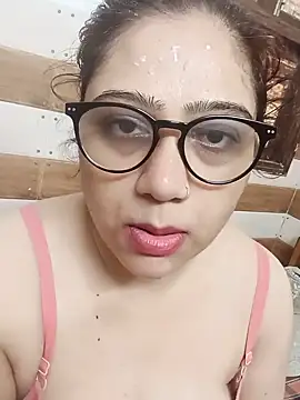Snapshot of yourchahat27 chatting on 07-05-26, 05:47 yourchahat27 online show from 07-05-26, 05:47
