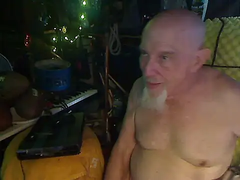 Dreamzluvz2 online show from 08-01-26, 06:07