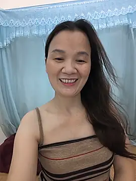 Snapshot of Lye_lovely chatting on 06-03-26, 01:25 Lye lovely online show from 06-03-26, 01:25