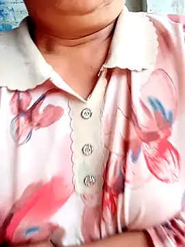 Snapshot of Bong_sexy chatting on 06-30-26, 12:55 Bong sexy online show from 06-30-26, 12:55