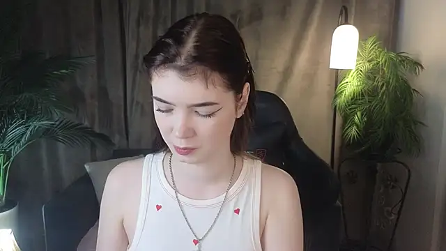 MelissaMay   online show from 05-22-26, 10:15