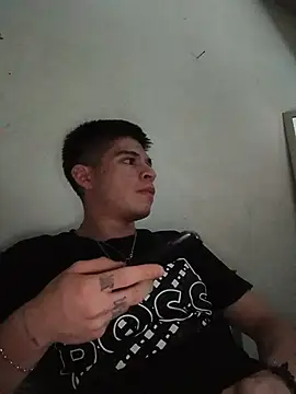 Snapshot of Oliver_LA chatting on 07-19-26, 11:47 Oliver LA online show from 07-19-26, 11:47