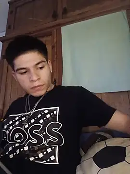 Snapshot of Oliver_LA chatting on 07-26-26, 08:16 Oliver LA online show from 07-26-26, 08:16