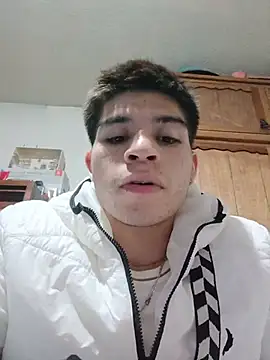 Snapshot of Oliver_LA chatting on 08-02-26, 05:39 Oliver LA online show from 08-02-26, 05:39