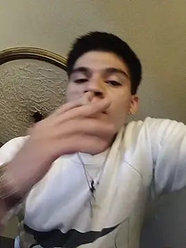 Snapshot of Oliver_LA chatting on 08-03-26, 10:54 Oliver LA online show from 08-03-26, 10:54