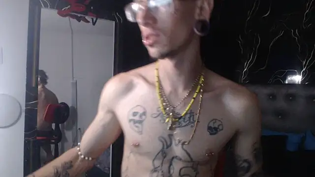 Snapshot of Ryan_Owenss chatting on 06-05-26, 03:13 Ryan Owenss online show from 06-05-26, 03:13