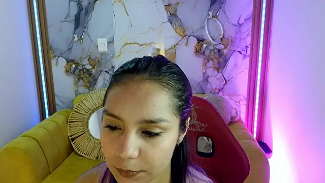 Snapshot of Cami_monroe_m chatting on 05-27-26, 03:42 Cami monroe m online show from 05-27-26, 03:42