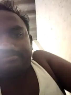 Snapshot of tamilsexboy chatting on 06-06-26, 03:39 tamilsexboy online show from 06-06-26, 03:39