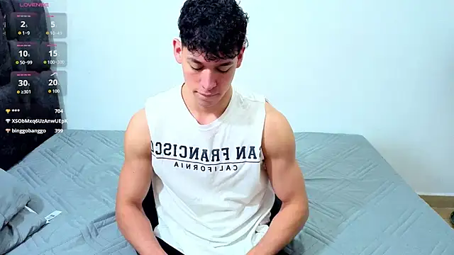 Snapshot of Luke_Muscle chatting on 07-05-26, 02:24 Luke Muscle online show from 07-05-26, 02:24