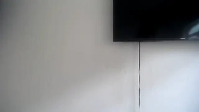 Snapshot of Fox_Loves chatting on 06-04-26, 06:47 Fox Loves online show from 06-04-26, 06:47