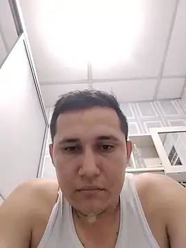 Kkjjjjnbbj online show from 05-30-26, 02:08