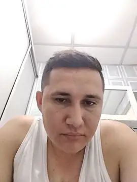 Kkjjjjnbbj online show from 06-20-26, 12:36