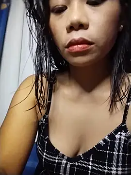 Snapshot of Blushmuse23 chatting on 06-15-26, 06:04 Blushmuse23 online show from 06-15-26, 06:04