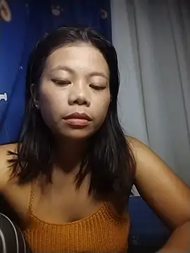 Snapshot of Blushmuse23 chatting on 07-01-26, 04:18 Blushmuse23 online show from 07-01-26, 04:18