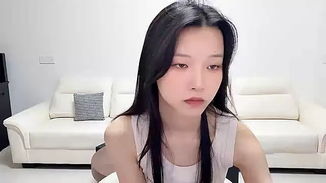 Snapshot of jiajia_girl chatting on 06-08-26, 01:33 jiajia girl online show from 06-08-26, 01:33