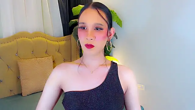 LexiLoreOnTop online show from 06-12-26, 04:22