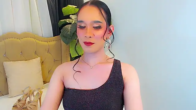 LexiLoreOnTop online show from 06-17-26, 06:31