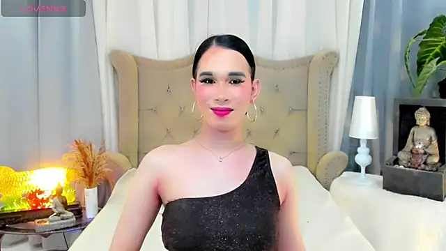 LexiLoreOnTop online show from 07-21-26, 06:32