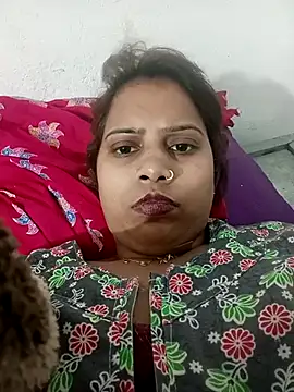 Pooja578 online show from 05-25-26, 07:31