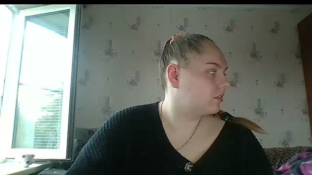 Snapshot of SoftHypnose chatting on 06-24-26, 08:35 SoftHypnose online show from 06-24-26, 08:35