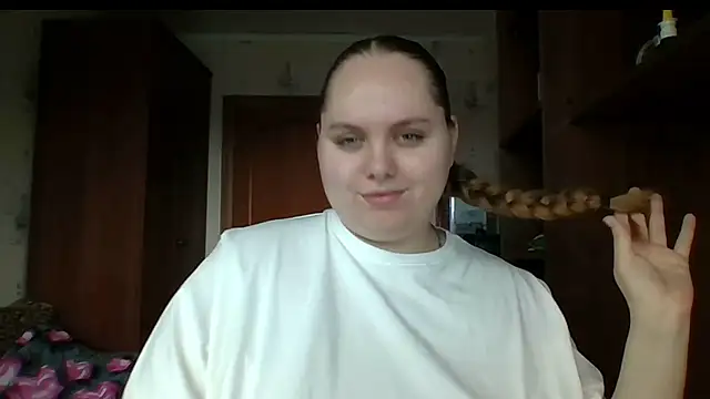 Snapshot of SoftHypnose chatting on 07-06-26, 10:01 SoftHypnose online show from 07-06-26, 10:01