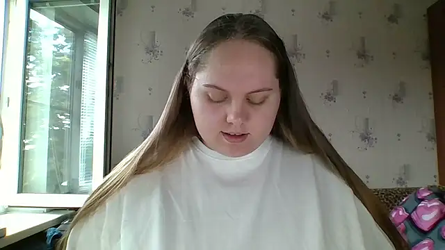 Snapshot of SoftHypnose chatting on 07-14-26, 10:32 SoftHypnose online show from 07-14-26, 10:32