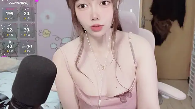 Snapshot of Una_2026 chatting on 06-10-26, 03:11 Una 2026 online show from 06-10-26, 03:11