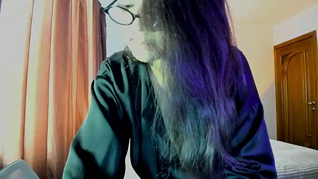 milana marttt online show from 06-05-26, 06:52