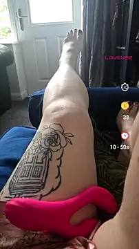 Snapshot of XX-Hello_Sweetie-XX chatting on 07-05-26, 04:58 XX-Hello Sweetie-XX online show from 07-05-26, 04:58