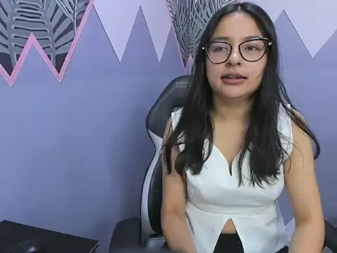 AuroraGreyy online show from 06-02-26, 01:02