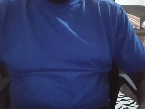 Snapshot of Loverboy774 chatting on 05-22-26, 08:14 Loverboy774 online show from 05-22-26, 08:14
