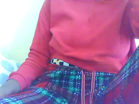 Snapshot of hot-zeena chatting on 05-30-26, 04:31 hot-zeena online show from 05-30-26, 04:31
