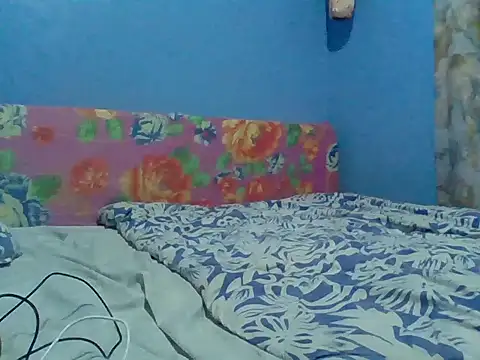 Snapshot of hot-zeena chatting on 06-23-26, 08:07 hot-zeena online show from 06-23-26, 08:07