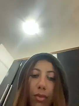 Snapshot of ruivinha_uai chatting on 06-23-26, 10:19 ruivinha uai online show from 06-23-26, 10:19