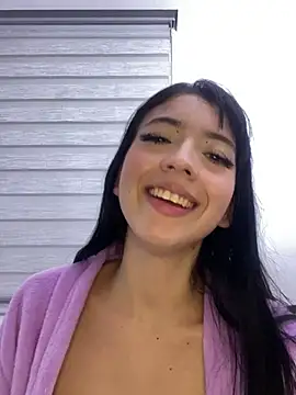 JeyLuxx online show from 06-18-26, 07:08
