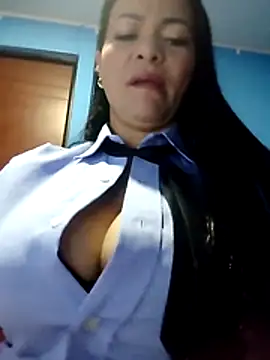 MONSERRAT ETHAN online show from 06-21-26, 07:33
