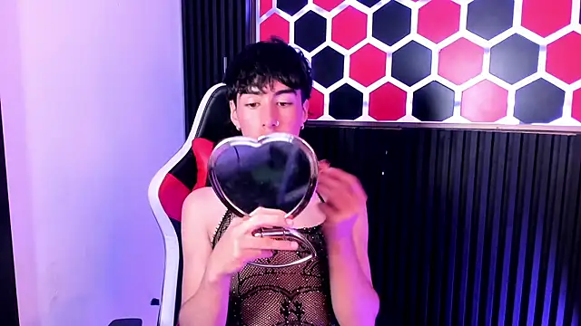 SantyFoxxs online show from 06-06-26, 03:44