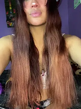 Snapshot of Leyla_collinss_ chatting on 07-18-26, 03:54 Leyla collinss online show from 07-18-26, 03:54