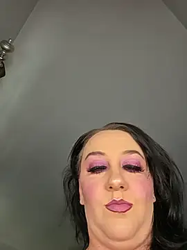 CreamVixen online show from 06-15-26, 08:00