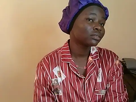 Snapshot of roziebeauty chatting on 07-04-26, 12:55 roziebeauty online show from 07-04-26, 12:55