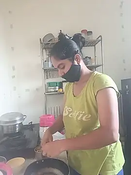 Snapshot of sakshi_moni chatting on 07-16-26, 02:17 sakshi moni online show from 07-16-26, 02:17