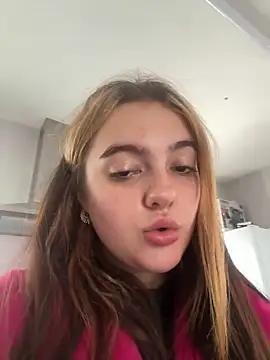 naughtygirl6989 online show from 05-23-26, 10:52