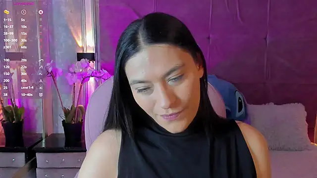 Snapshot of Stushaa chatting on 06-15-26, 02:41 Stushaa online show from 06-15-26, 02:41
