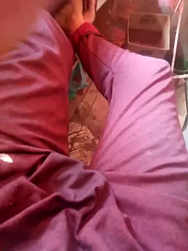 Snapshot of Karan34213 chatting on 06-15-26, 08:38 Karan34213 online show from 06-15-26, 08:38