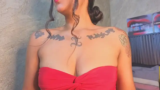 Snapshot of lauryn__brown chatting on 06-24-26, 12:26 lauryn brown online show from 06-24-26, 12:26