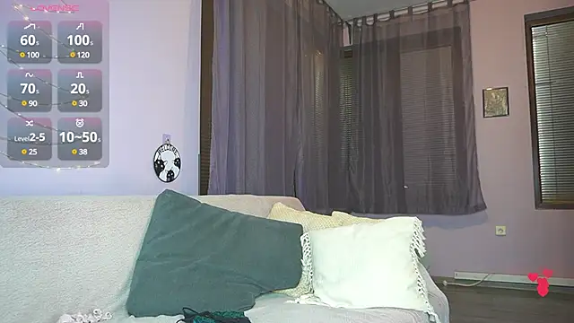 SoLovelyAnna online show from 12-19-24, 10:42