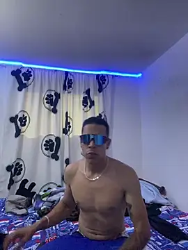 jhuan99 online show from 06-22-26, 01:29