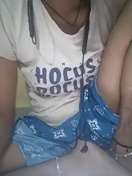 PRIYAGIRLHOT online show from 06-25-26, 06:07