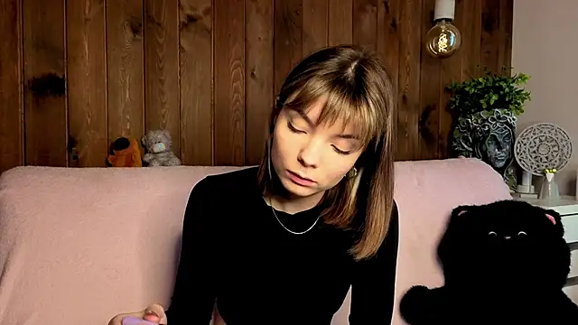 IvoryPesante online show from 06-02-26, 09:11
