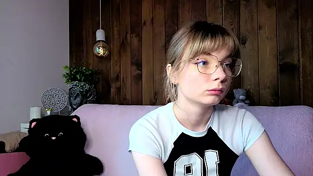 IvoryPesante online show from 06-12-26, 09:08